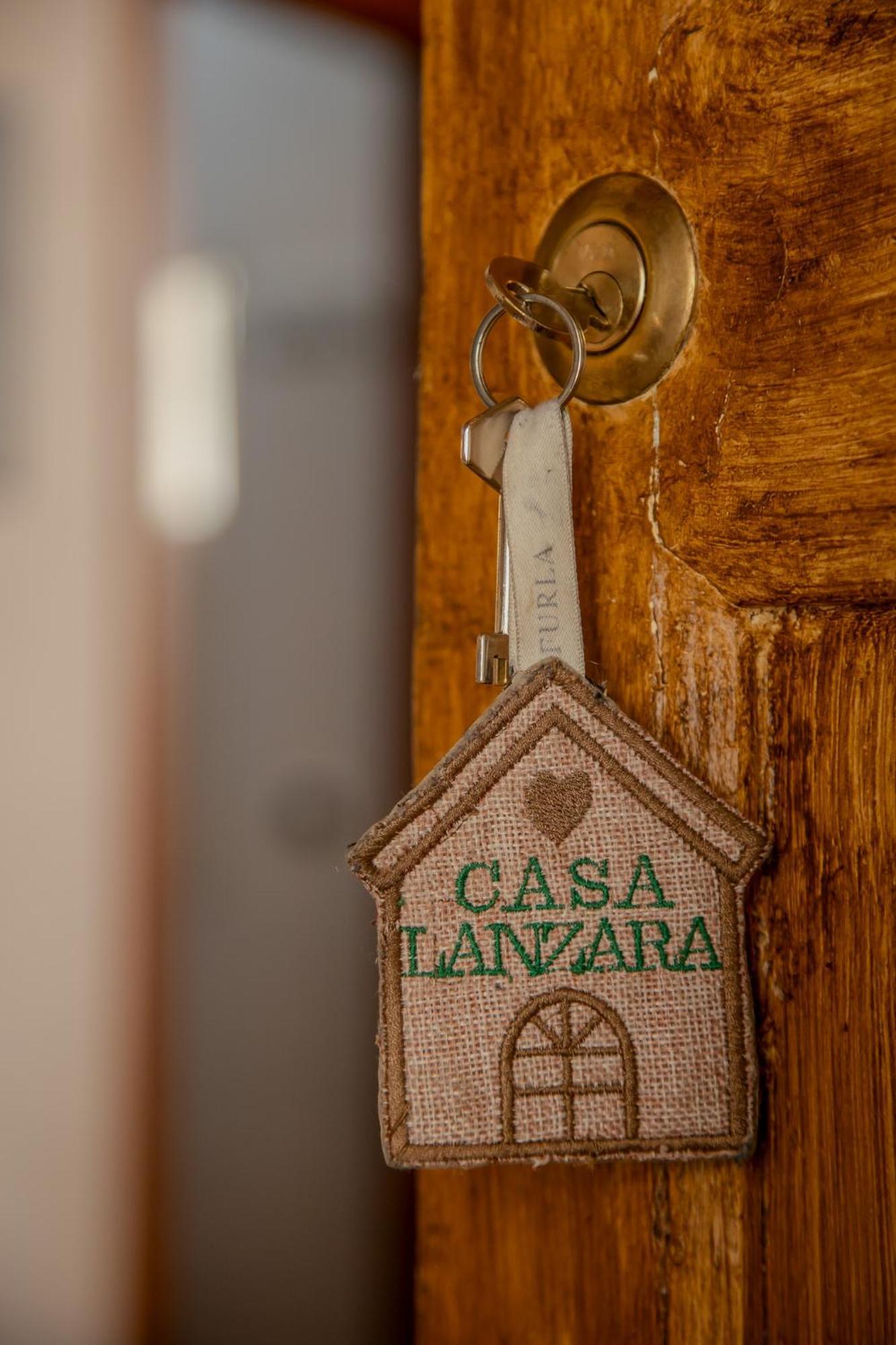 Casa Lanzara Apartment โมราโนคาลาโบร ภายนอก รูปภาพ